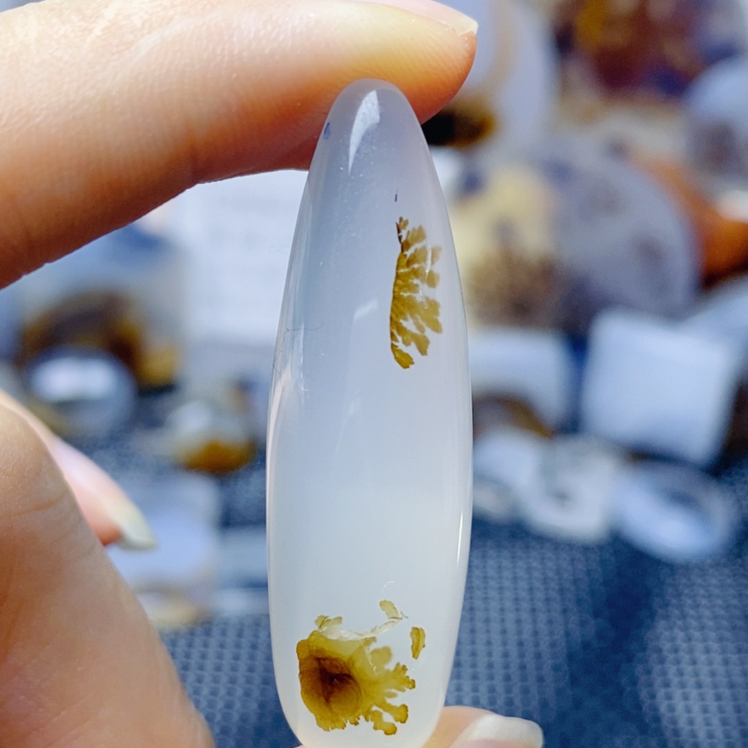 玛瑙/玉髓未镶嵌珠宝奇石