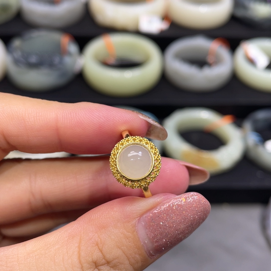 和田玉戒指未镶嵌