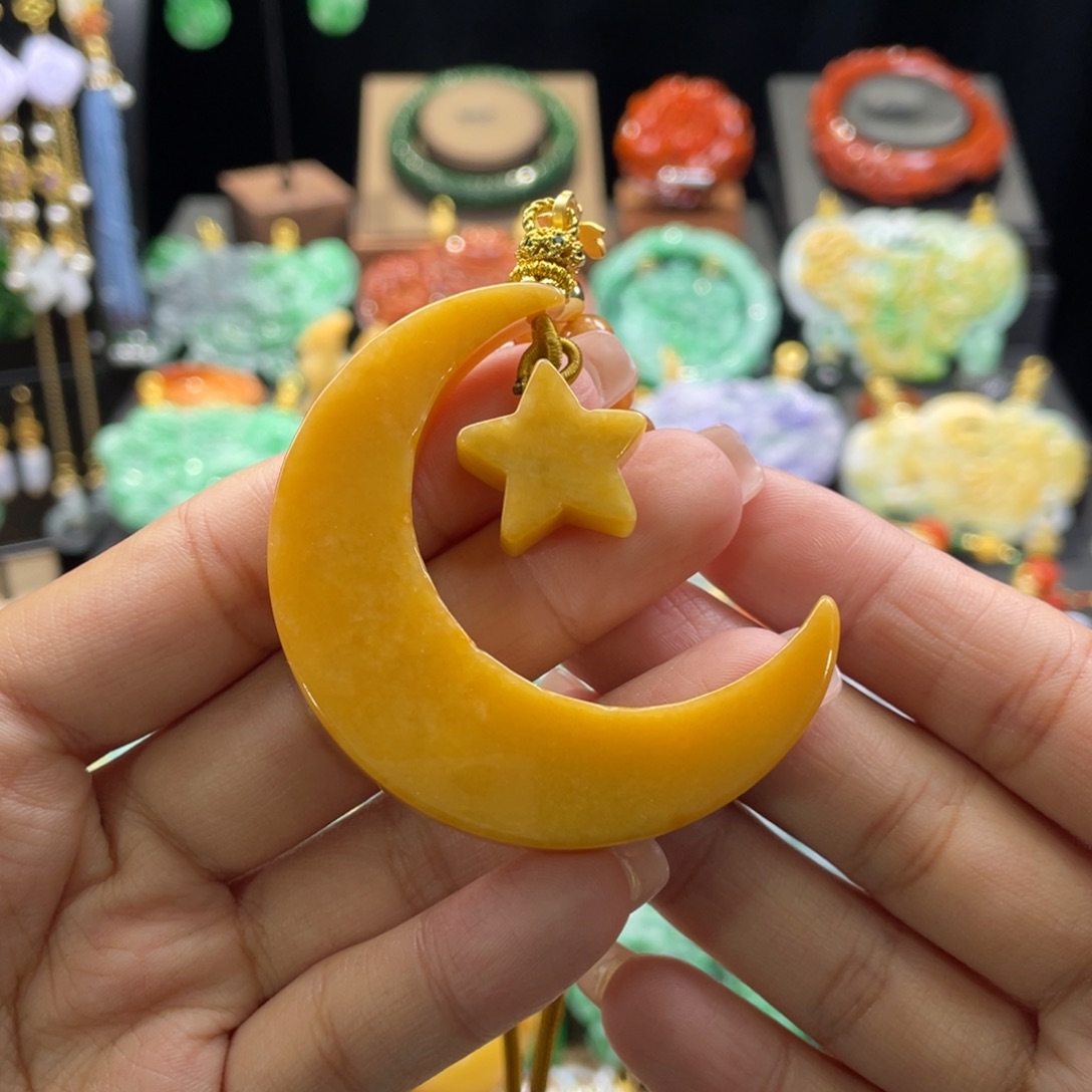 翡翠颈饰未镶嵌代编织