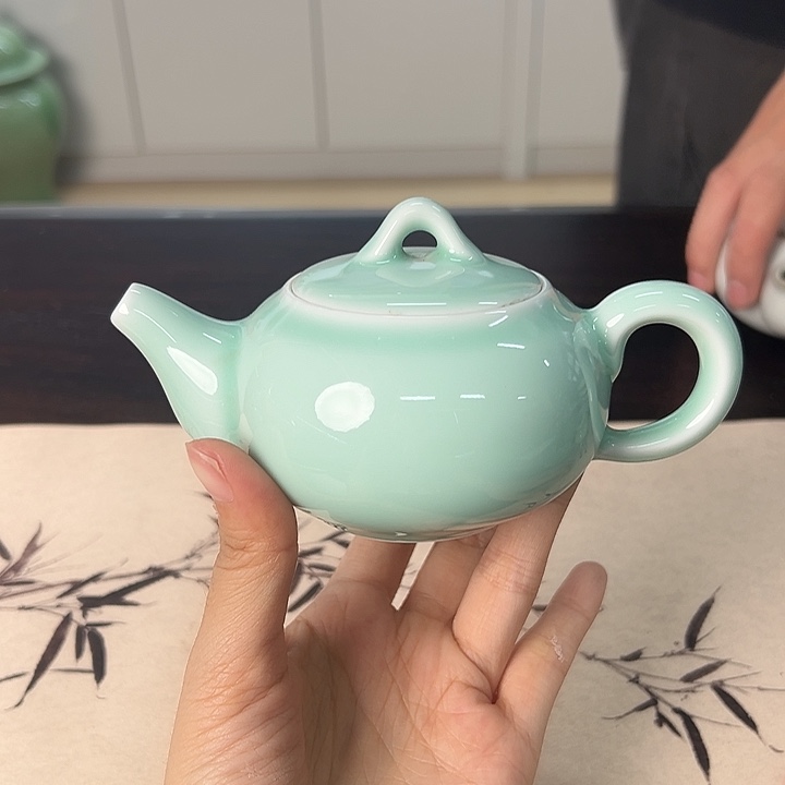 龙泉云间青瓷小米茶器