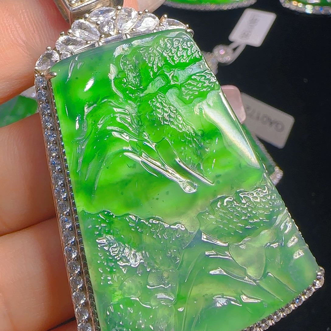 翡翠吊坠(赠链)银S925镶嵌