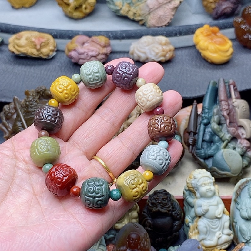 【闪购商品】定制石英质玉吊坠未镶嵌