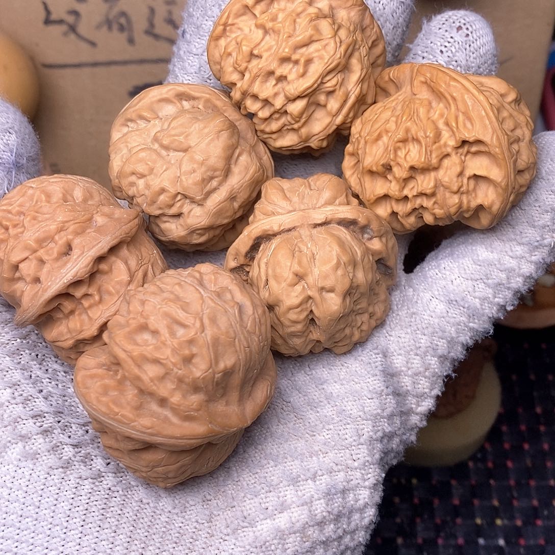 桃核把件明****口文玩核桃