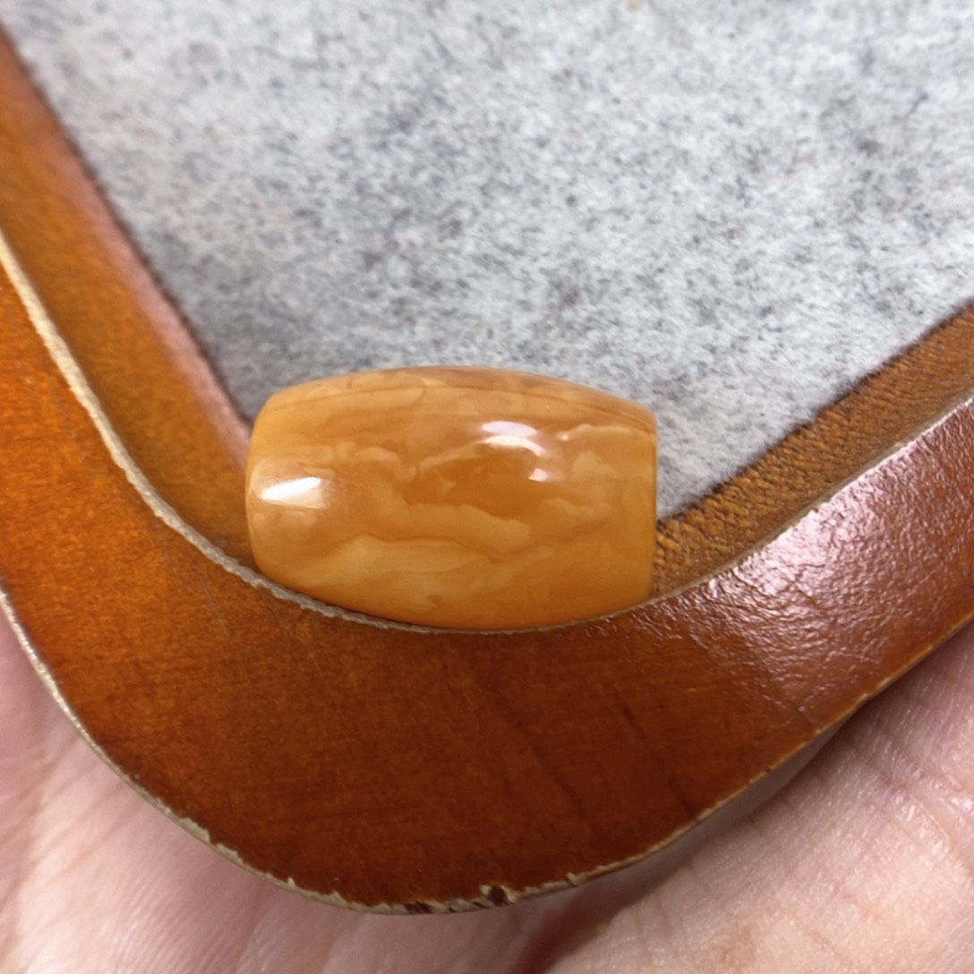 蜜蜡裸石未镶嵌用****9蜜蜡裸珠