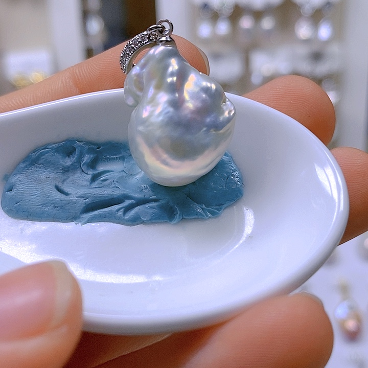 淡水珍珠颈饰合金