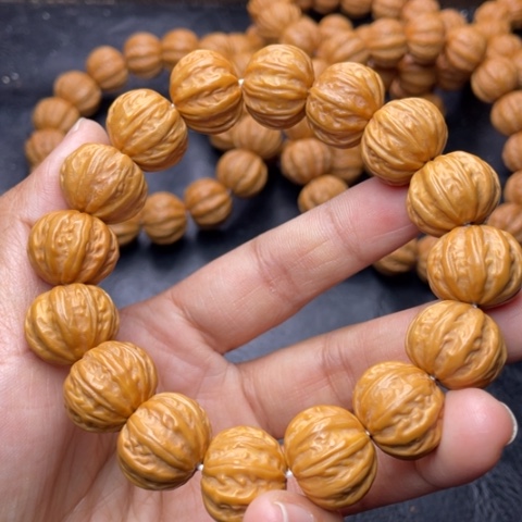 猴头核桃吊坠P****?17d g h j k k