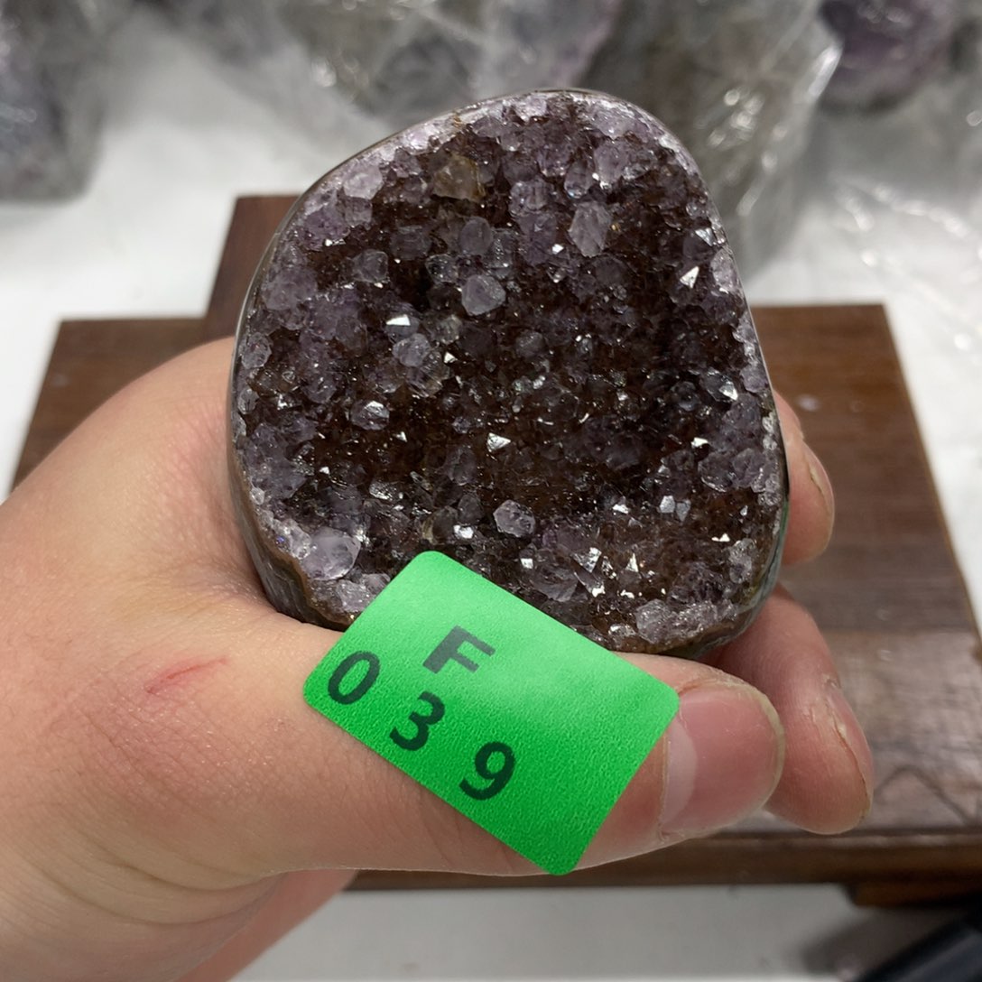 水晶大型摆件（非配饰）未镶嵌