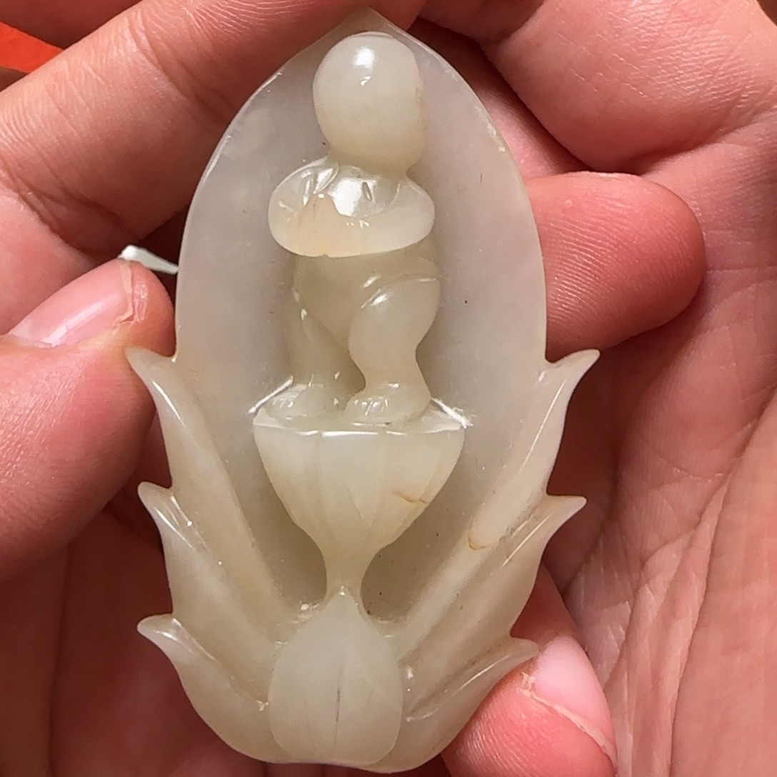 Z***1和田玉未镶嵌挂件