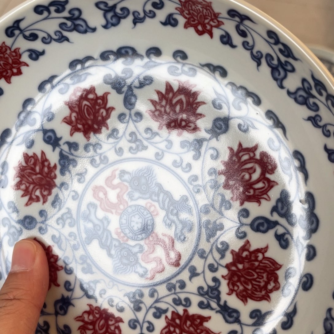 瓷片景德镇釉里红缠枝莲大壶承