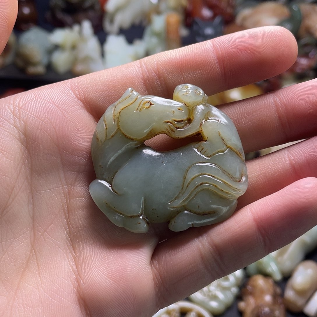 和田玉（糖玉）未镶嵌颈饰