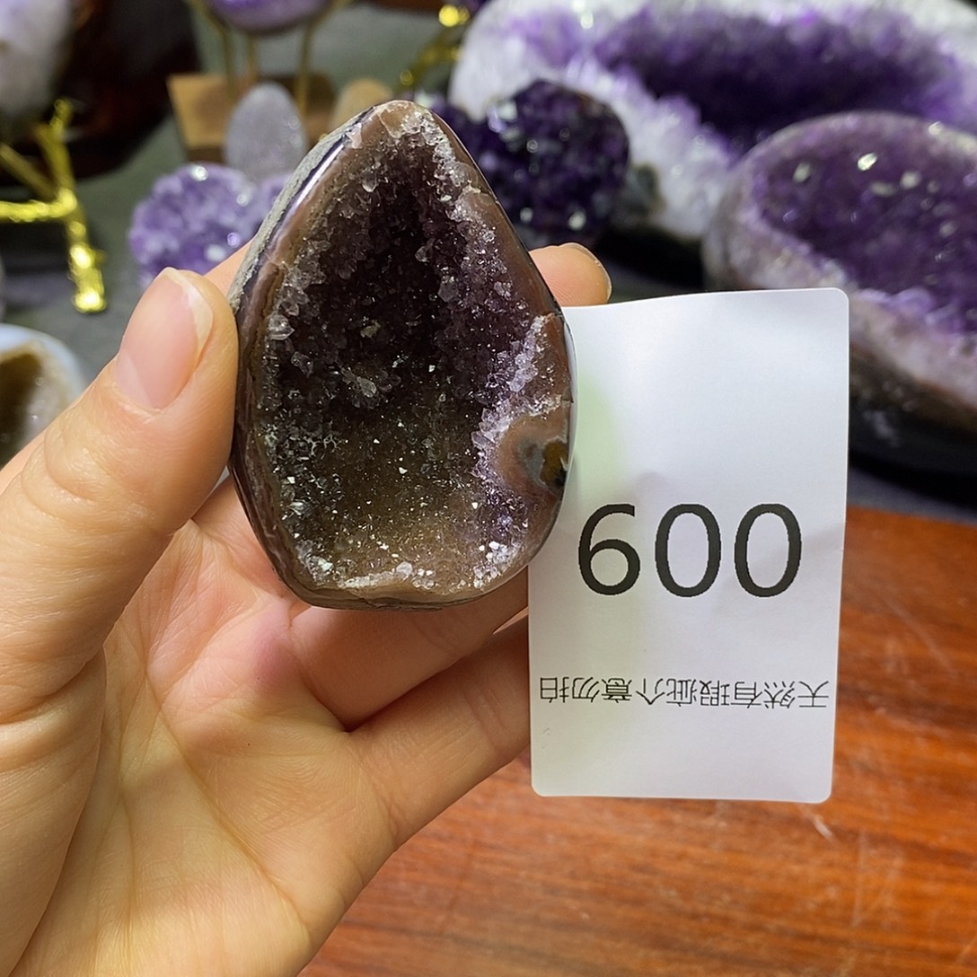 紫晶未镶嵌珠宝半成品