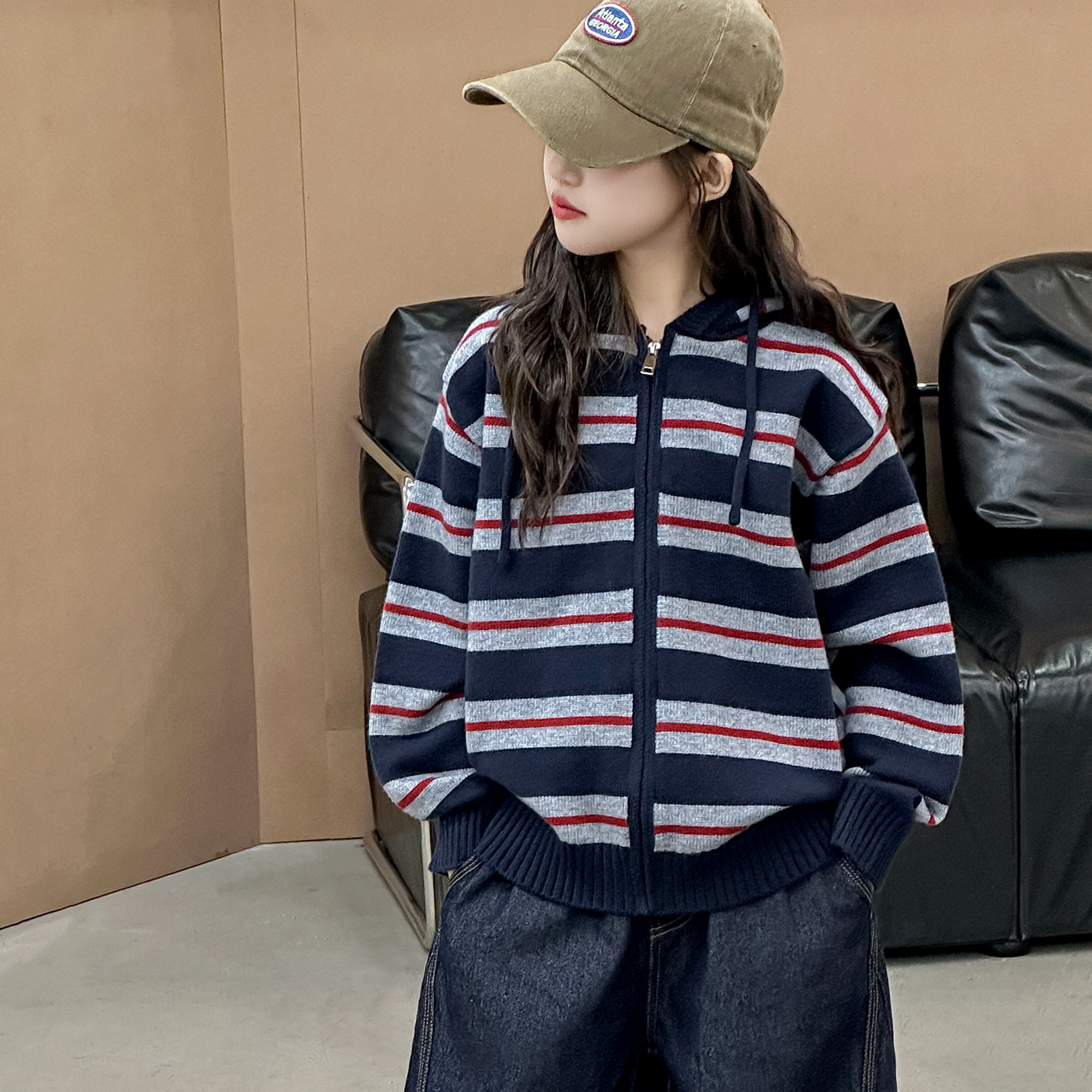 女童秋装开衫毛衣2025新款童装中大童秋季条纹连帽百搭时尚外套潮