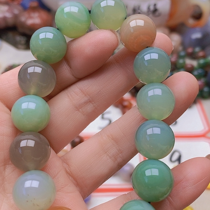 【闪购商品】未镶嵌玛瑙/玉髓珠宝半成品多*书