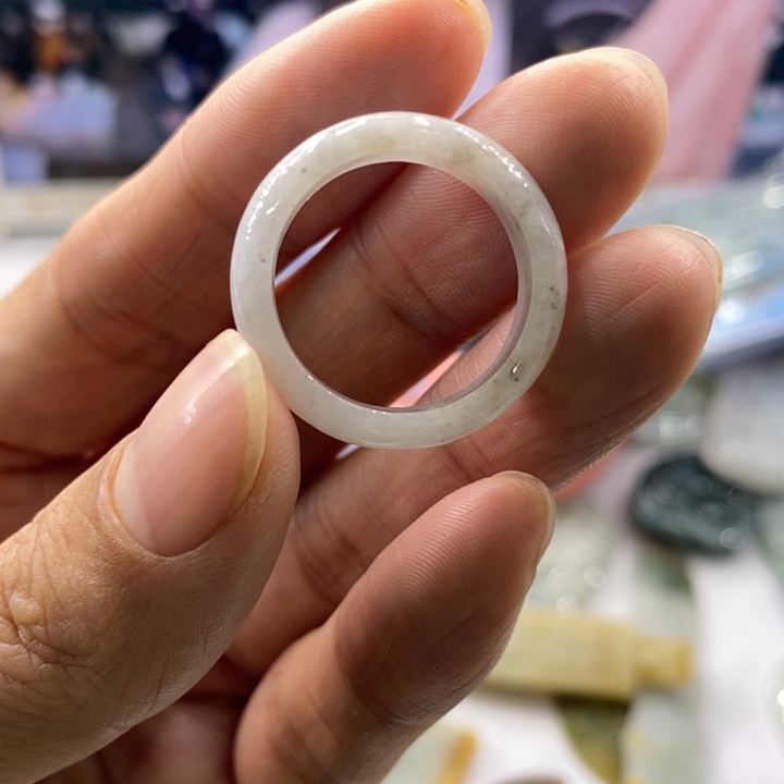 梦***扬翡翠未镶嵌吊坠(不含链)A815