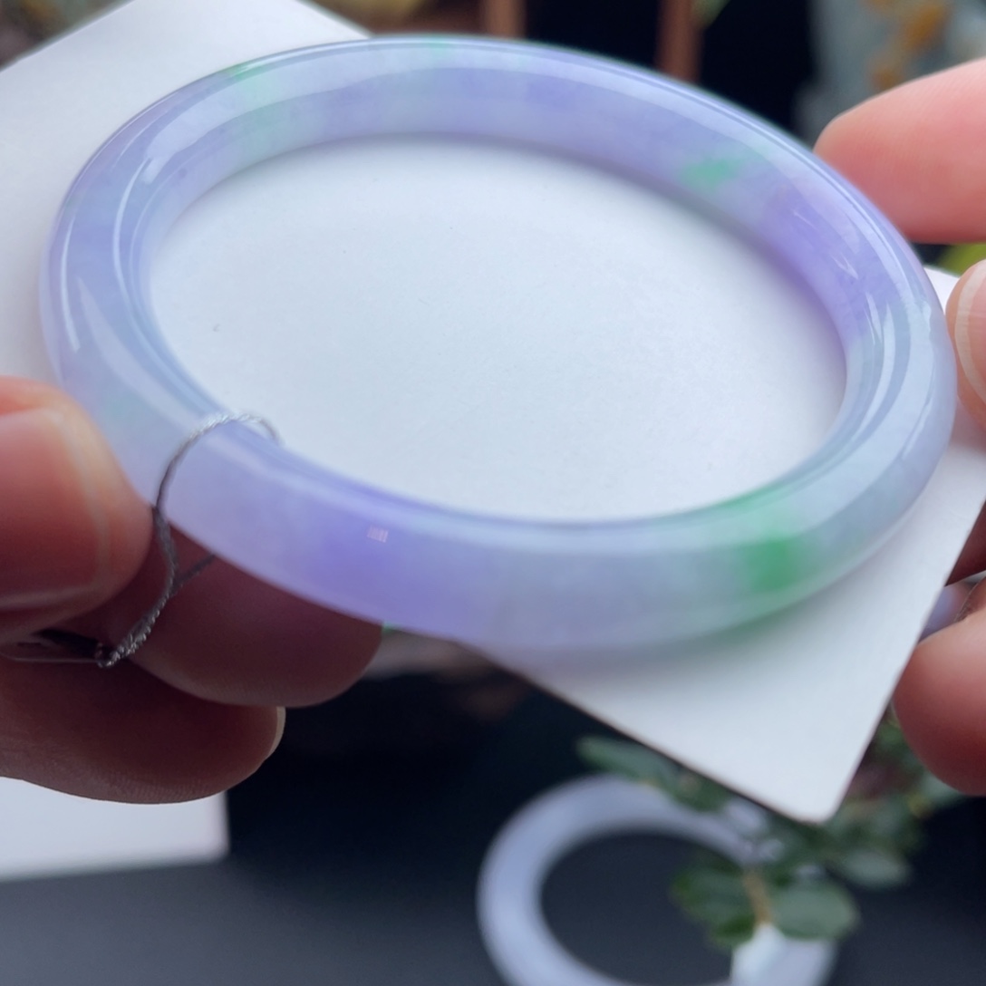 未镶嵌手镯（圆镯）翡翠