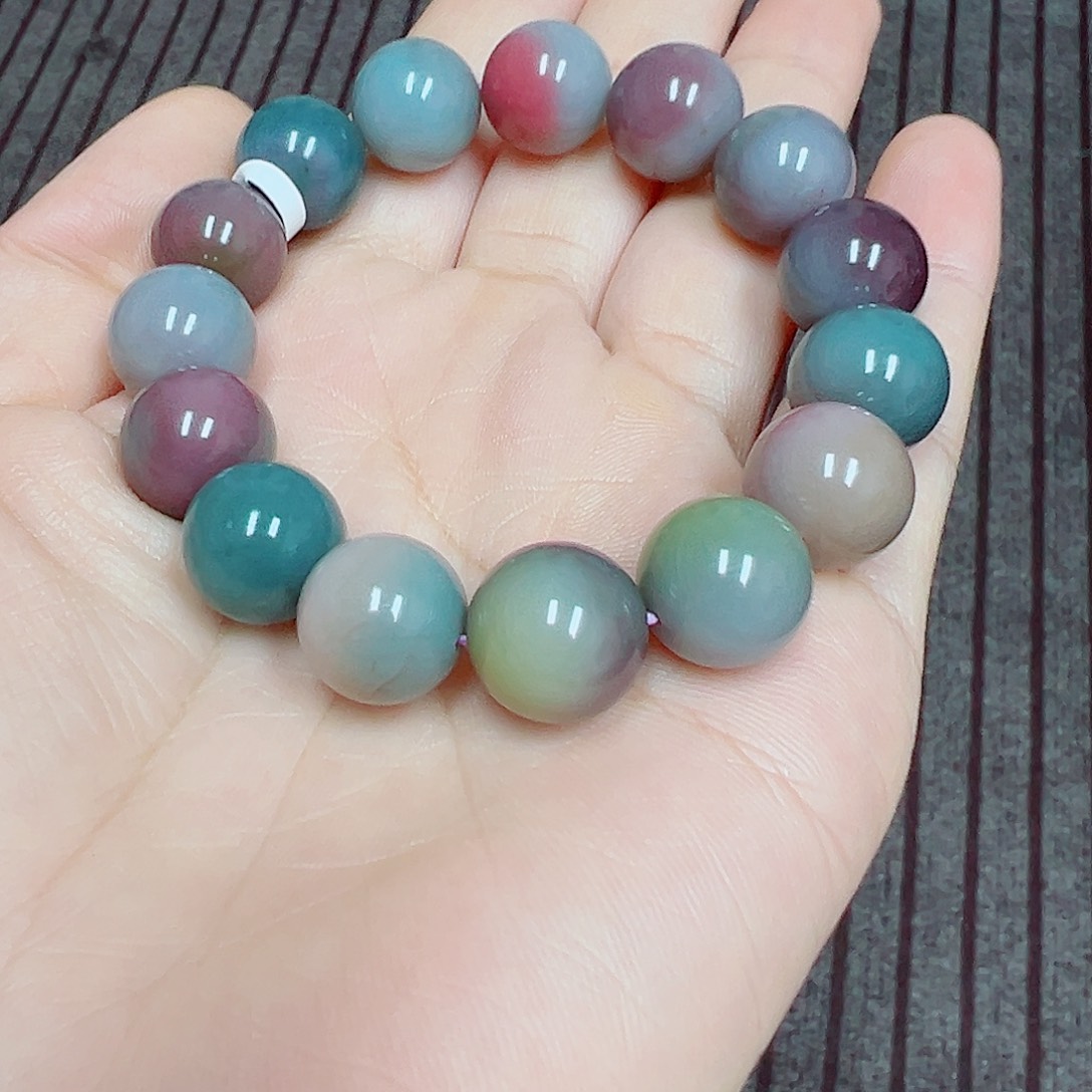 未镶嵌盐源定制石英质玉青*