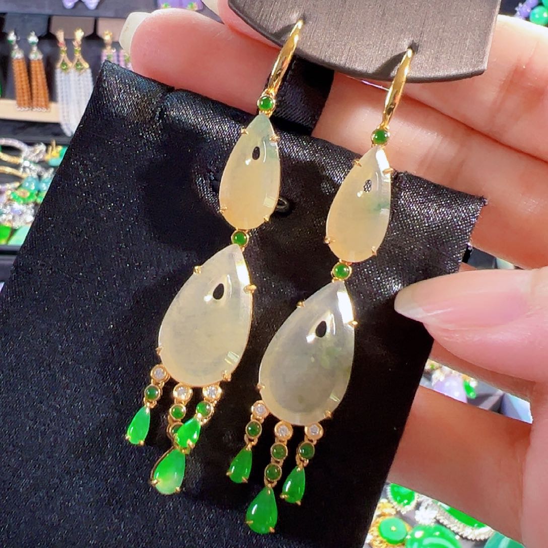 翡翠18K金镶嵌耳饰签收后24小时鉴赏期