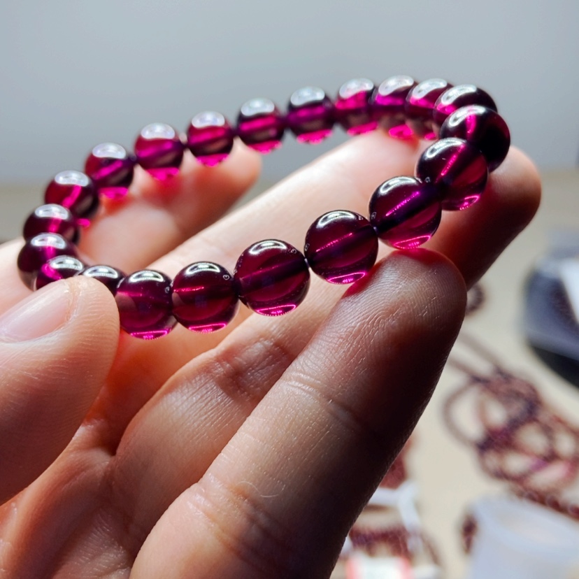 【闪购商品】未镶嵌手链石榴石（紫牙乌）8.9毫米