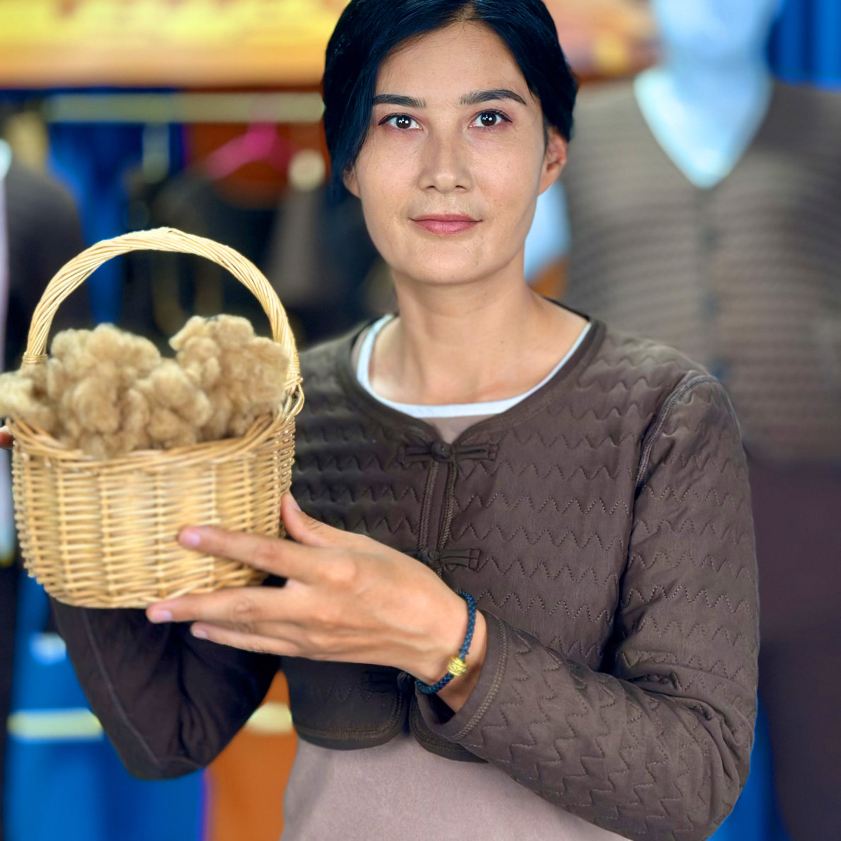 alimuhan/阿丽木汗新疆驼绒护肩中老年通用坎肩房保暖防寒护颈椎