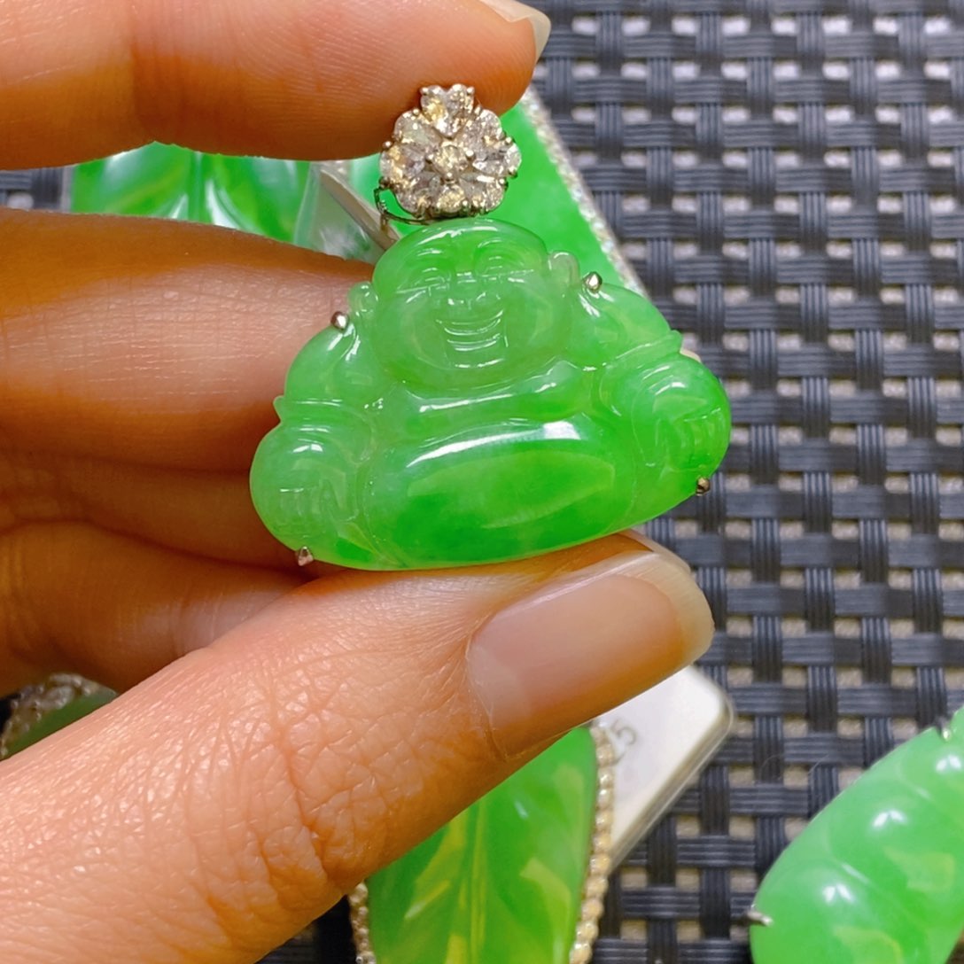 翡翠颈饰银S925镶嵌吊坠