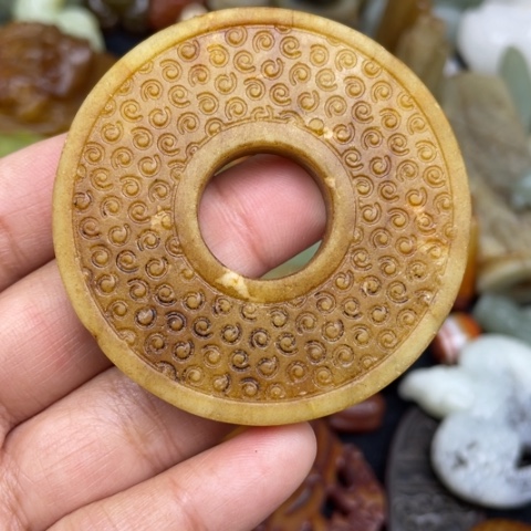 蛇纹石玉未镶嵌颈饰44