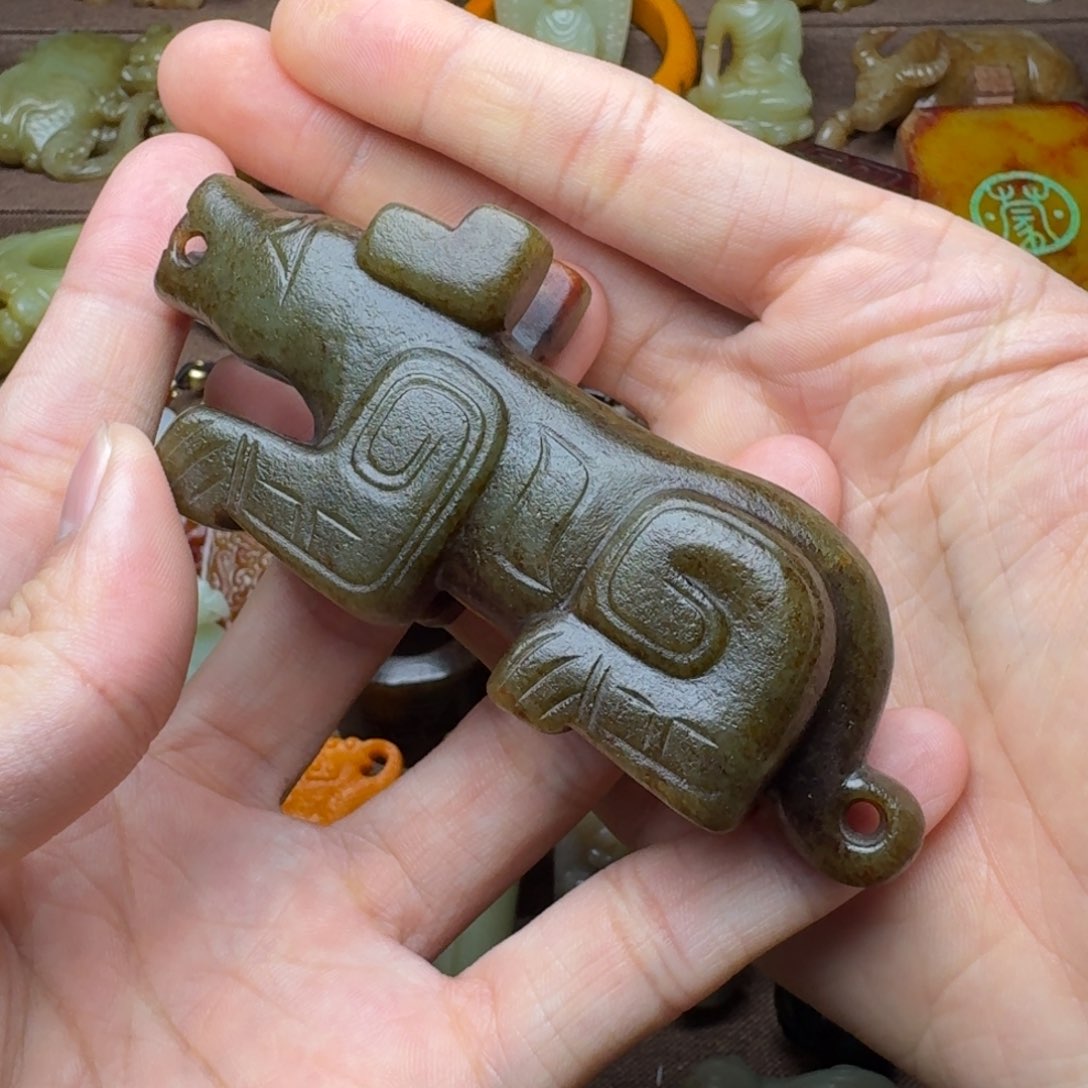 和田玉挂件未镶嵌