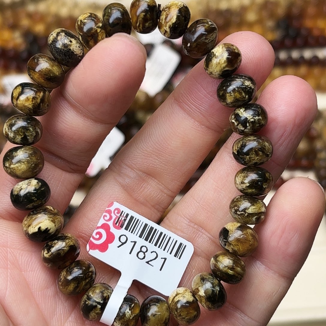 琥珀未镶嵌裸石九