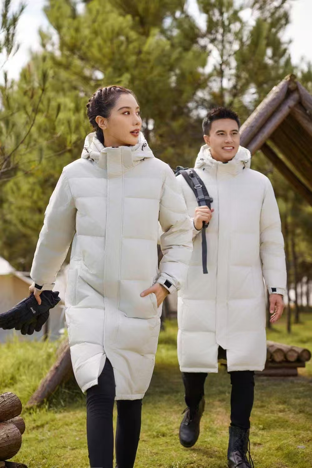 情侣白鸭绒中长款轻奢连帽过膝羽绒服