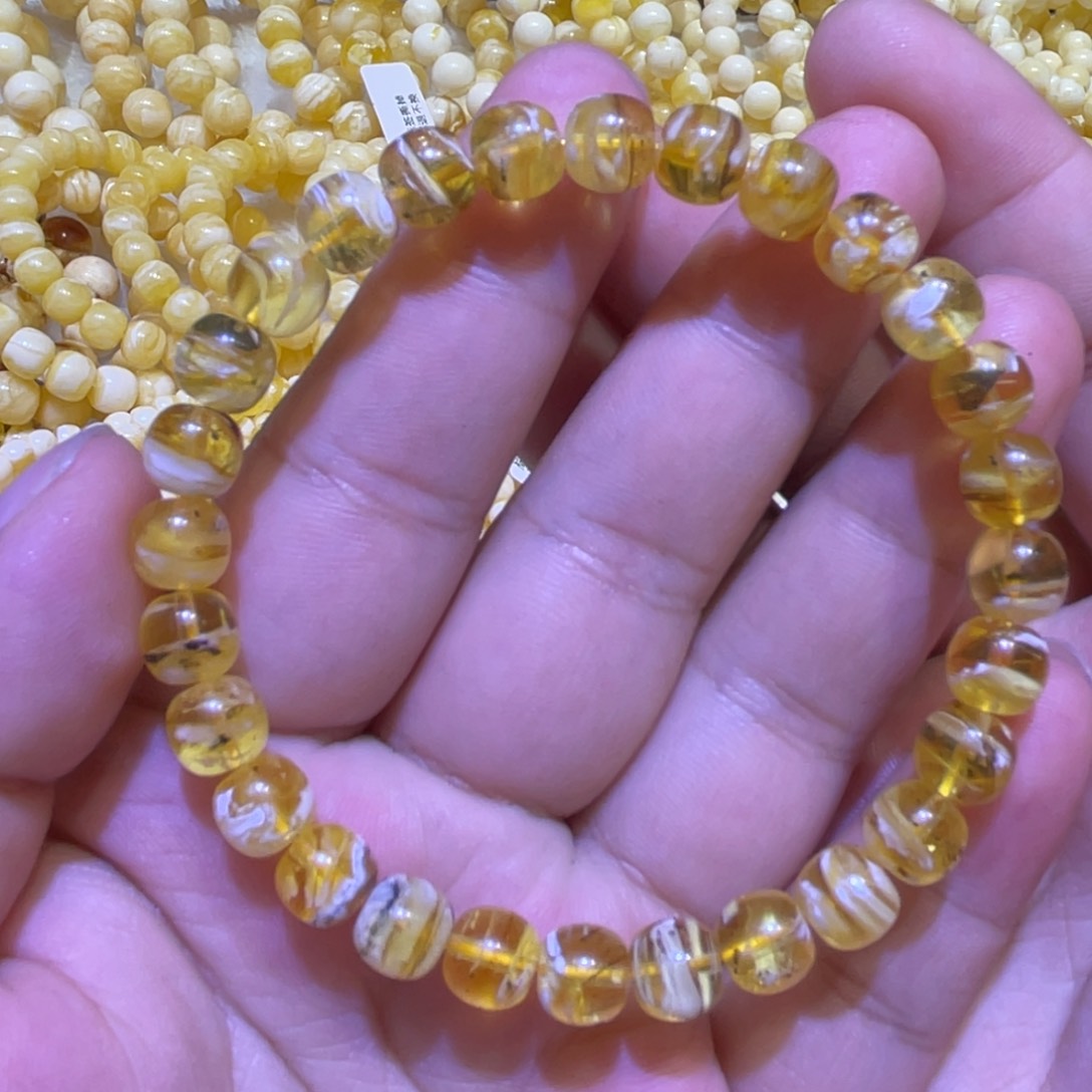 蜜蜡未镶嵌珠宝奇石7.6