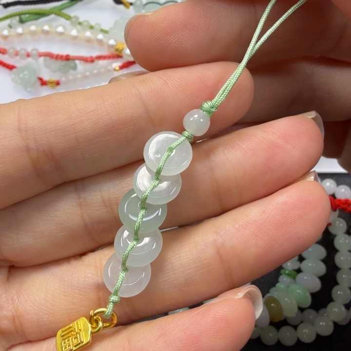 翡翠未镶嵌手串手机挂