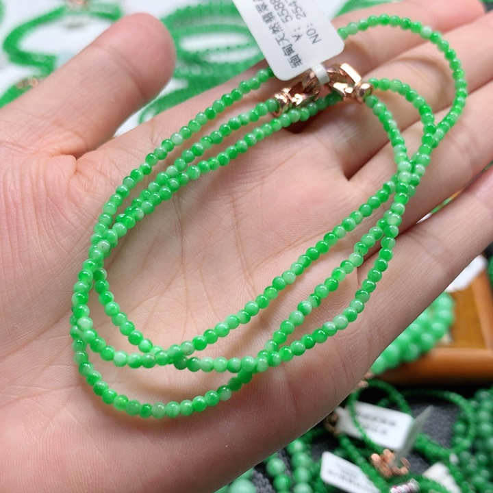 翡翠未镶嵌手链翡翠