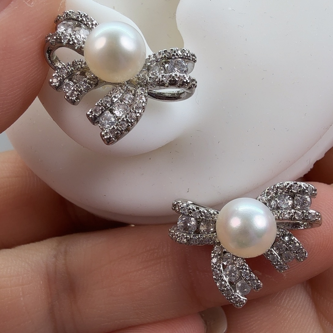 未镶嵌淡水珍珠耳饰