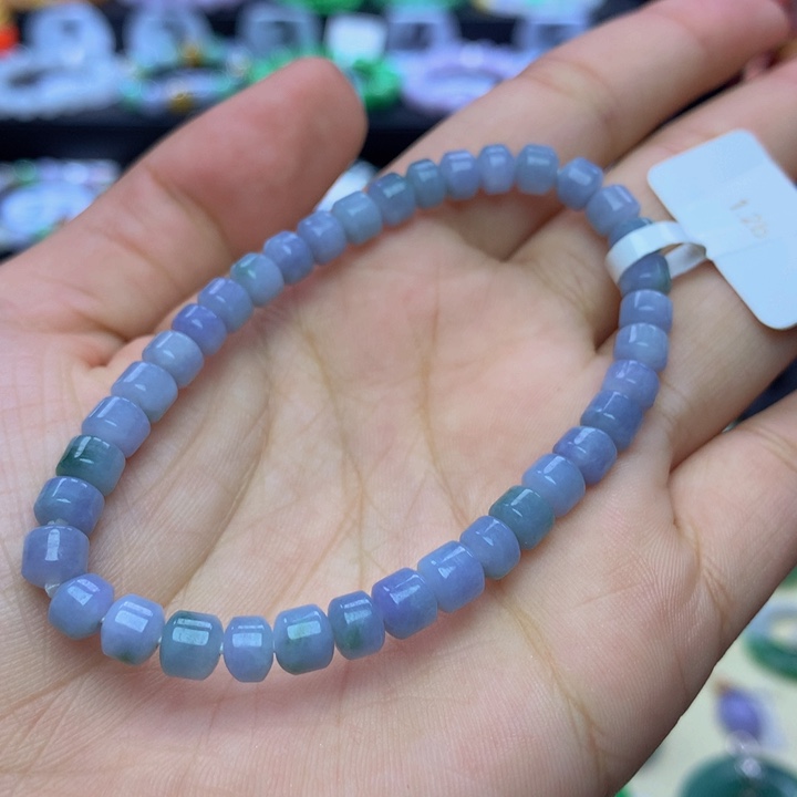 翡翠手链未镶嵌翡翠