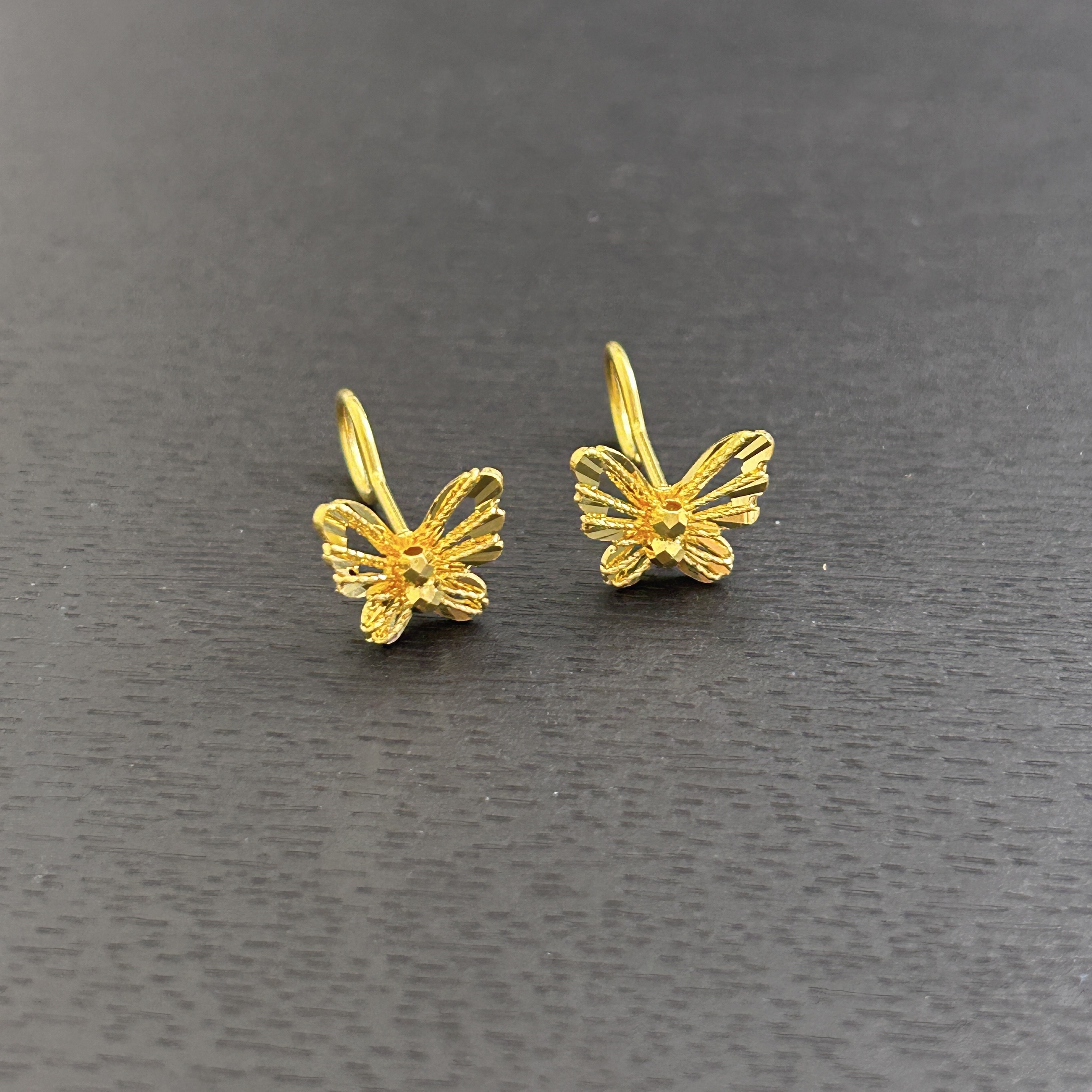 【店长专享】足金999精工5G拉丝蝴蝶耳饰ZBHJE538