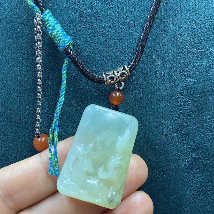 【闪购商品】蛇纹石玉吊坠未镶嵌