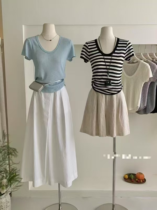 随机短袖一件