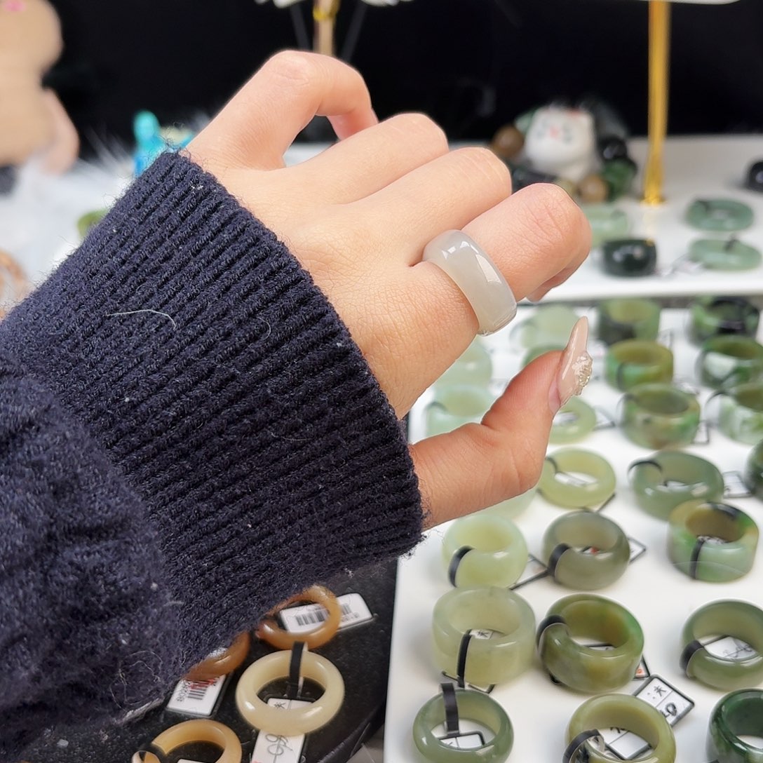 和田玉未镶嵌戒指P22冰透方圆16.6不退换