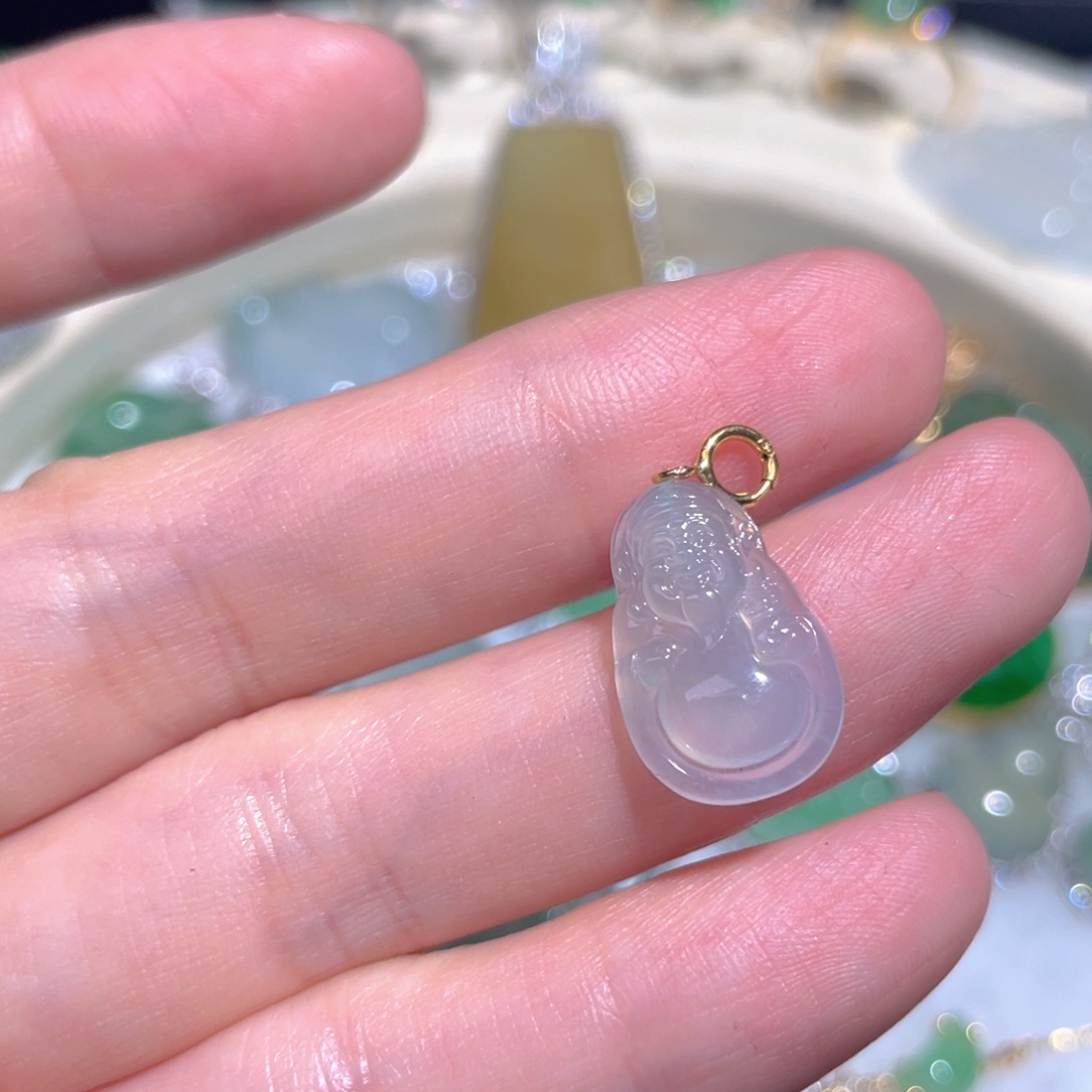 翡翠颈饰18K金镶嵌翡翠