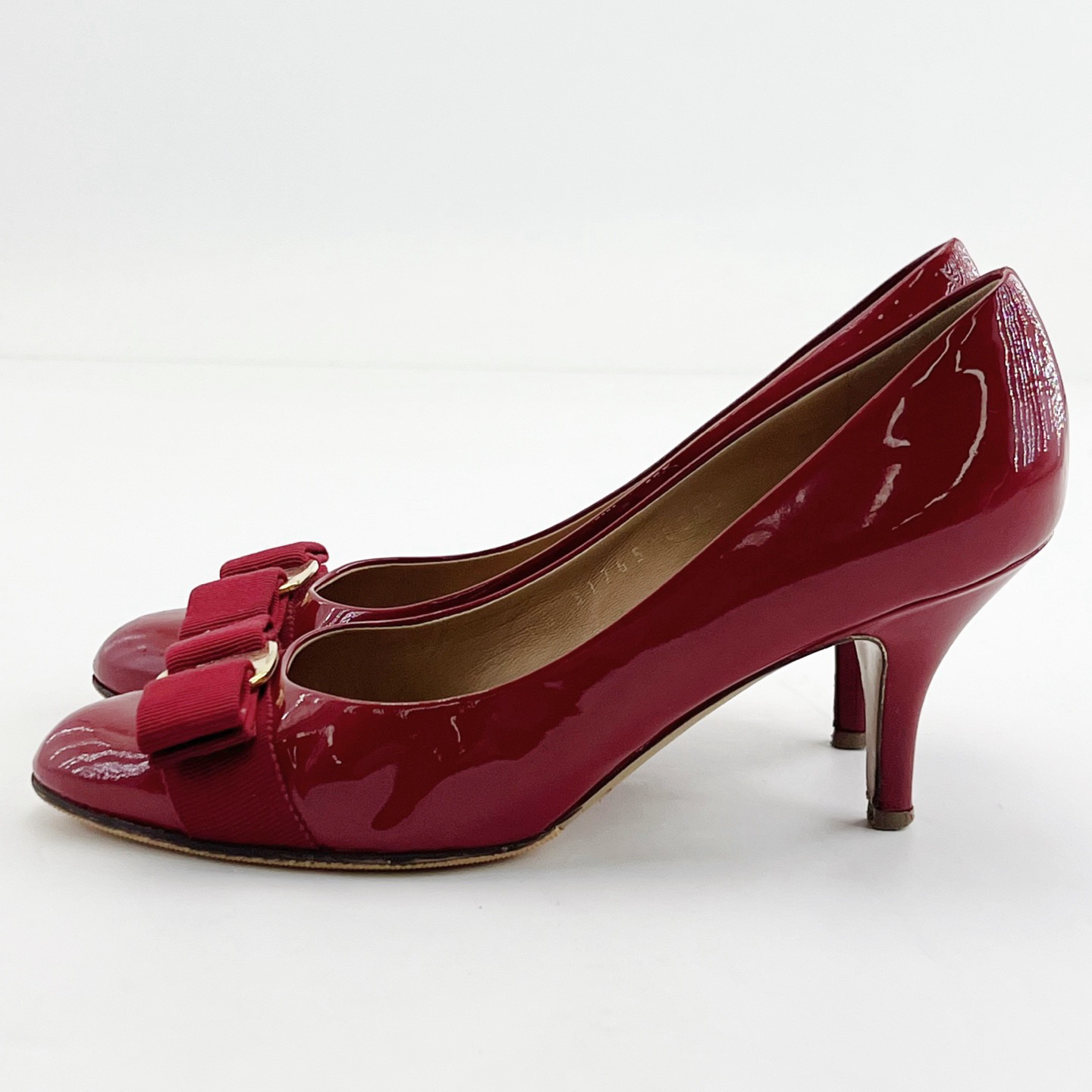 95新 FERRAGAMO/菲拉格慕 35码/红色蝴蝶结细跟高跟鞋/18324761