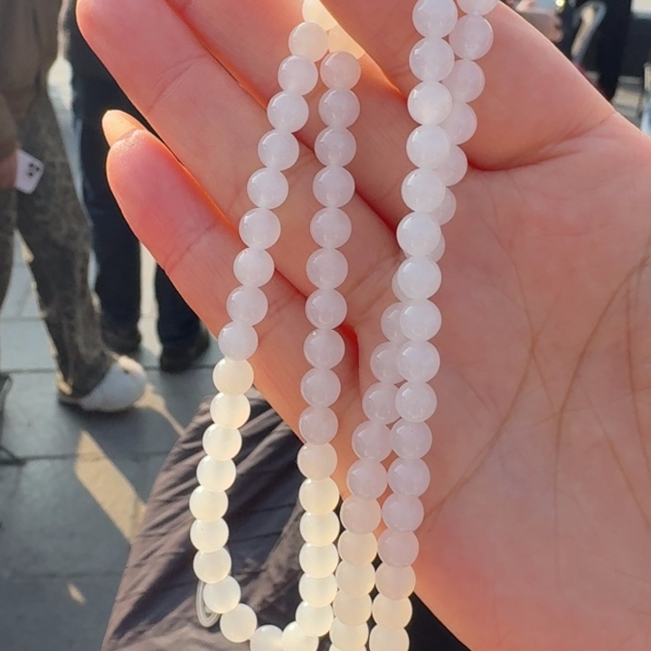 和田玉未镶嵌颈饰卡6眼睛