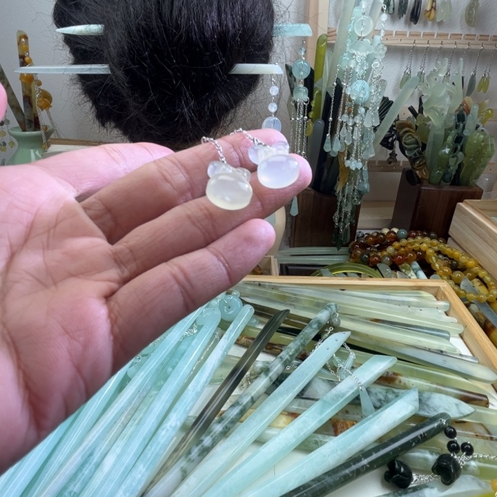 蛇纹石玉发饰未镶嵌