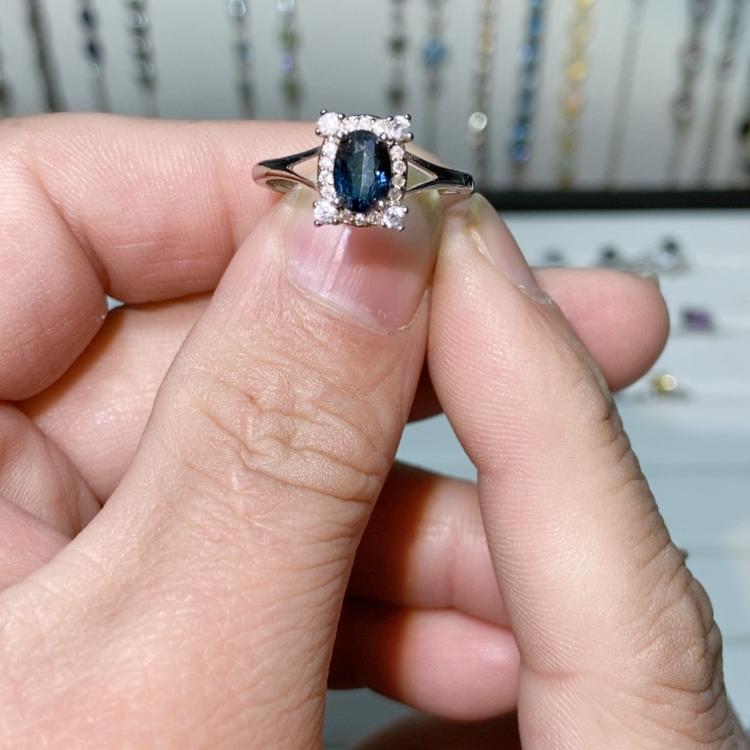 绿水晶戒指银S925镶嵌