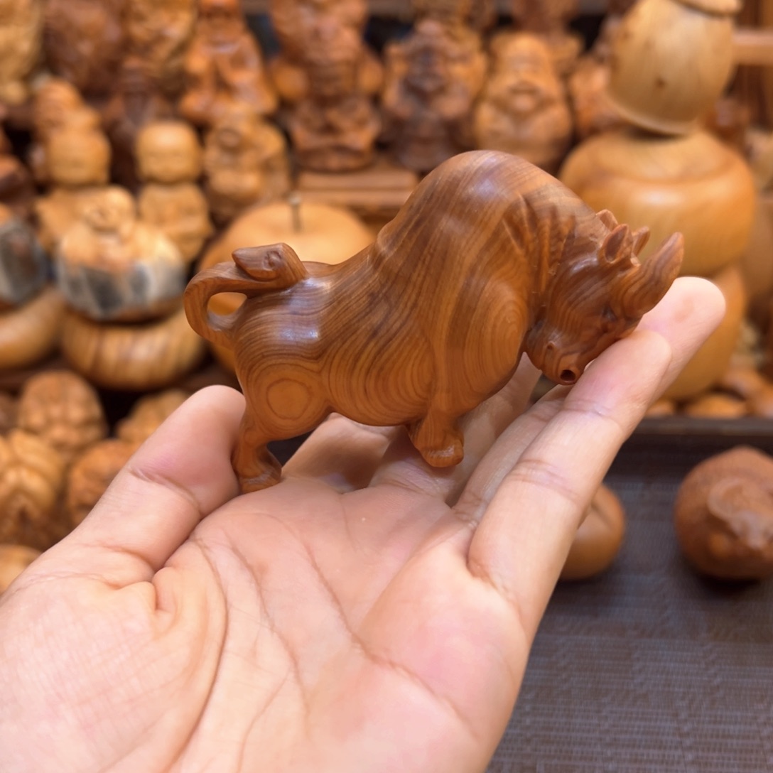 过***瘾柏木（崖柏）手把件