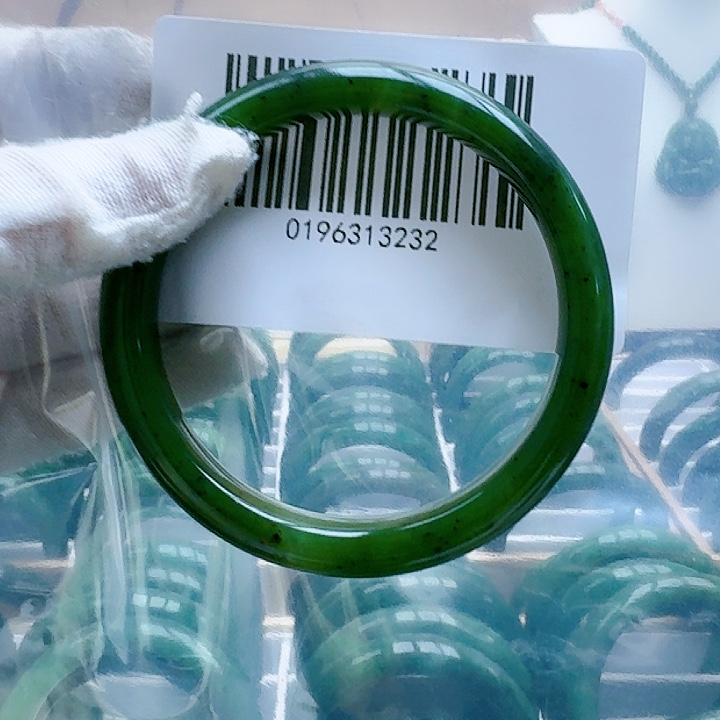 和田玉（碧玉）手镯未镶嵌63