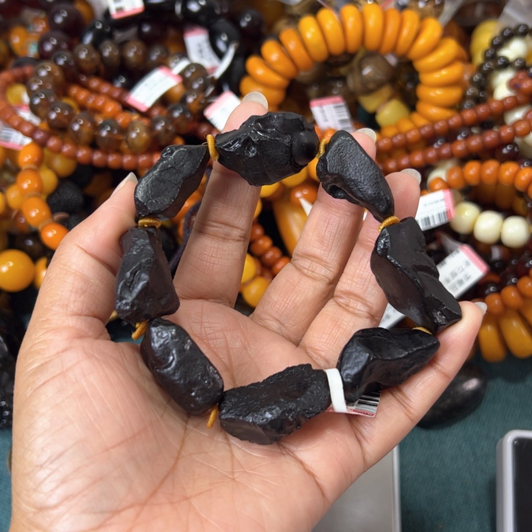 琥珀珠宝奇石未镶嵌1431