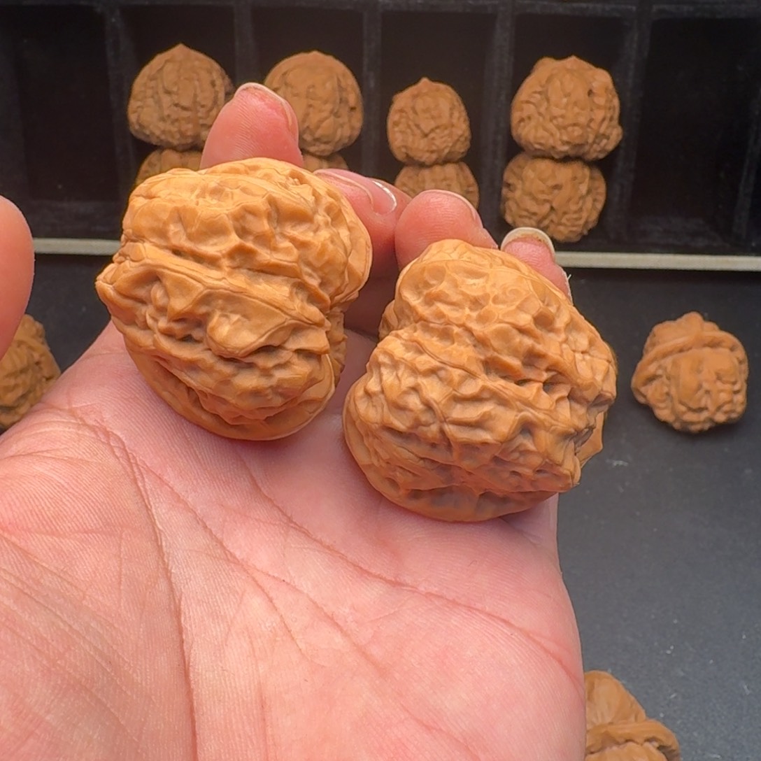 文玩核桃吊坠蛙蛙