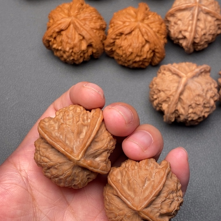 文玩核桃吊坠沐*