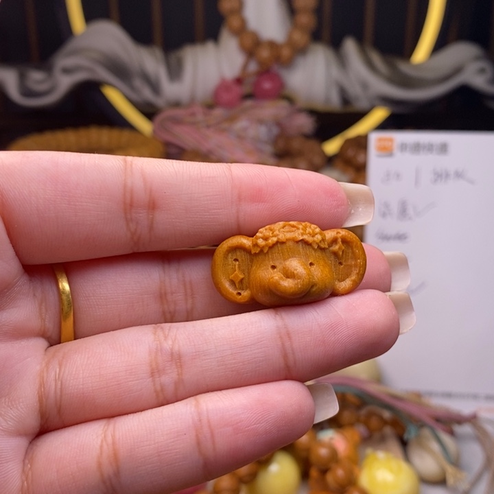 傲***魂皮质非金属配饰一个