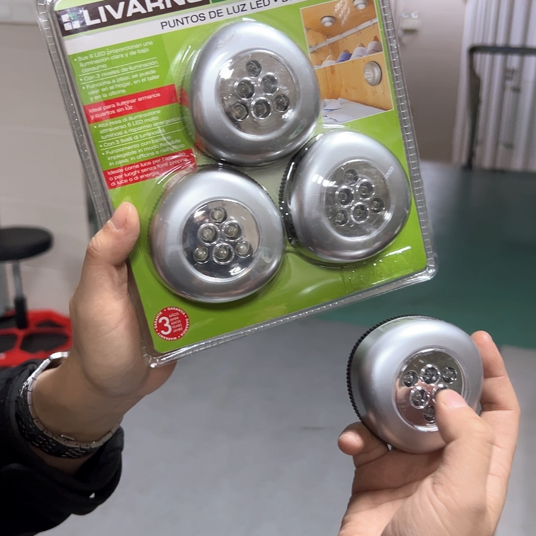 D63粘贴衣柜按压LED灯3个装