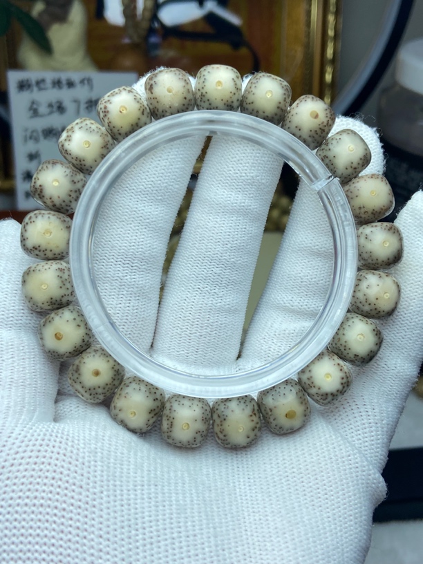 11/10石玉料骨瓷白牛眼睛